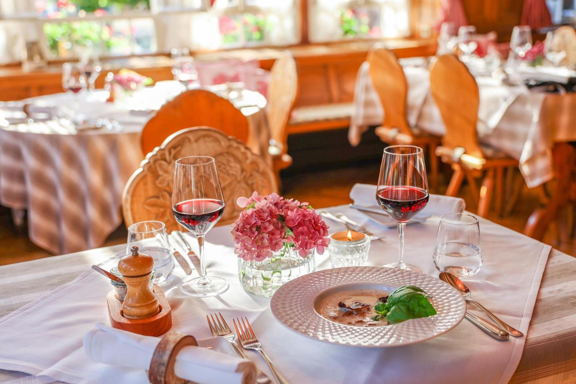 גלוטרטל Hotel-Gasthaus Goldener Engel מראה חיצוני תמונה