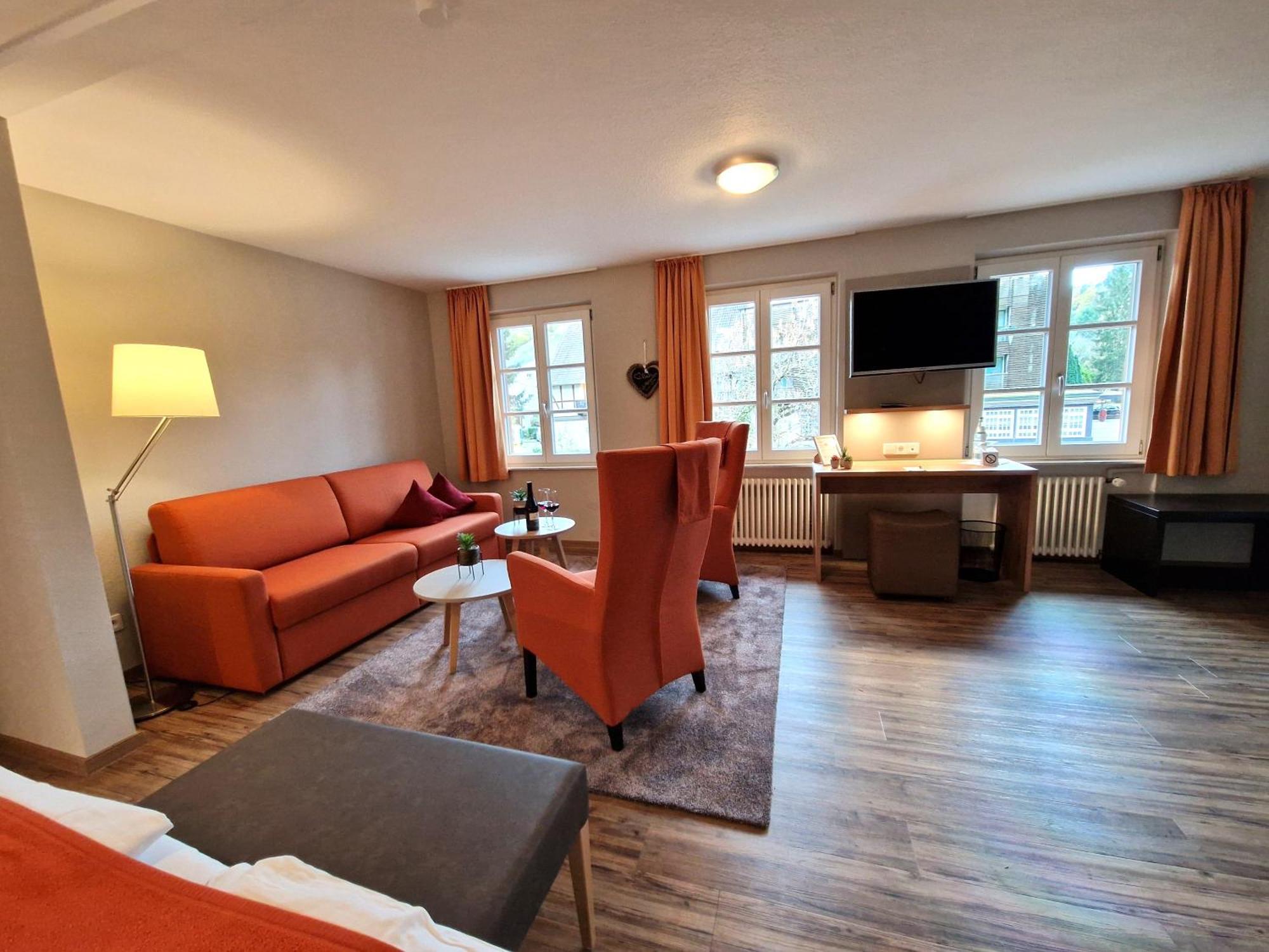 גלוטרטל Hotel-Gasthaus Goldener Engel מראה חיצוני תמונה