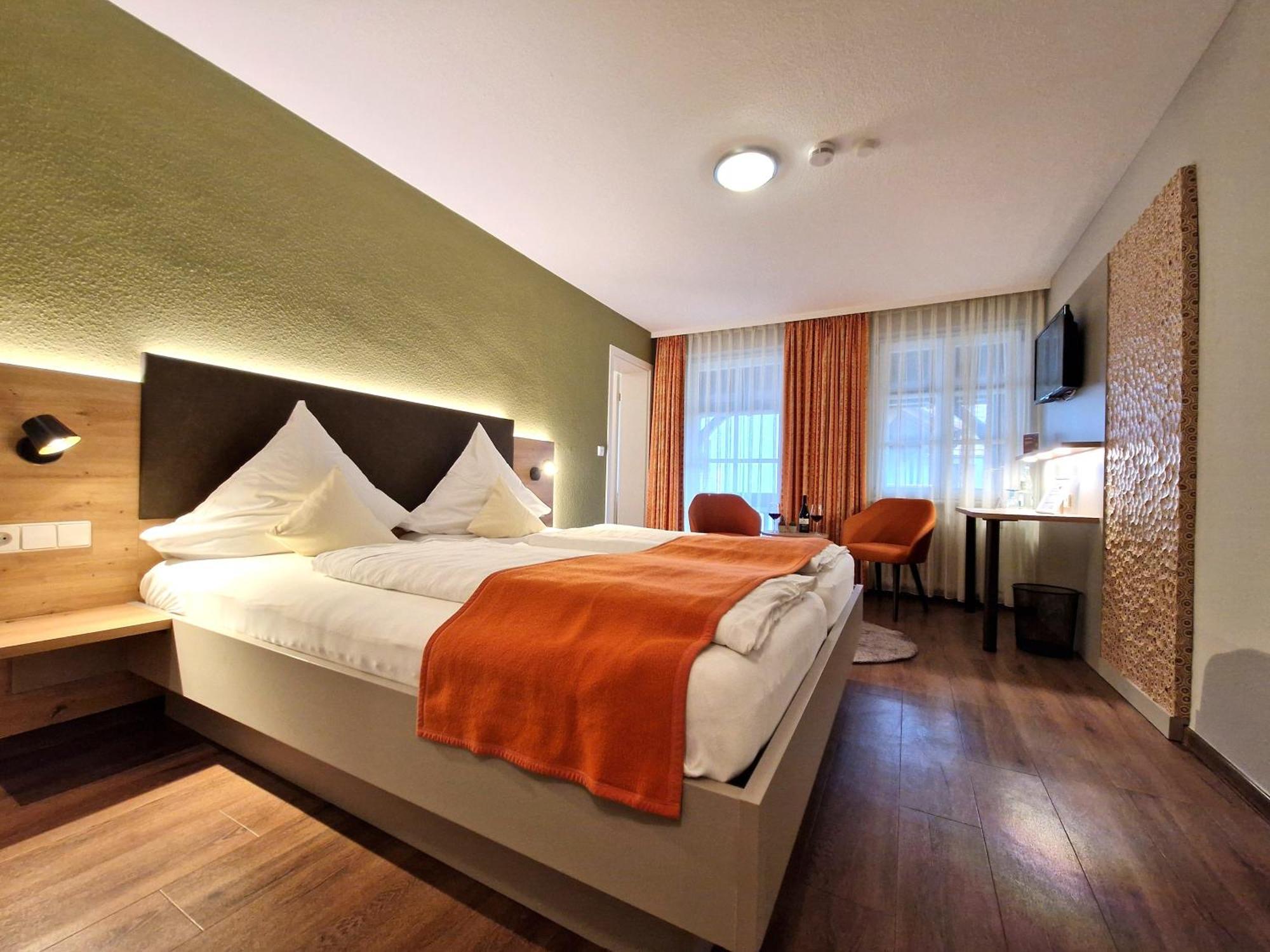 גלוטרטל Hotel-Gasthaus Goldener Engel מראה חיצוני תמונה