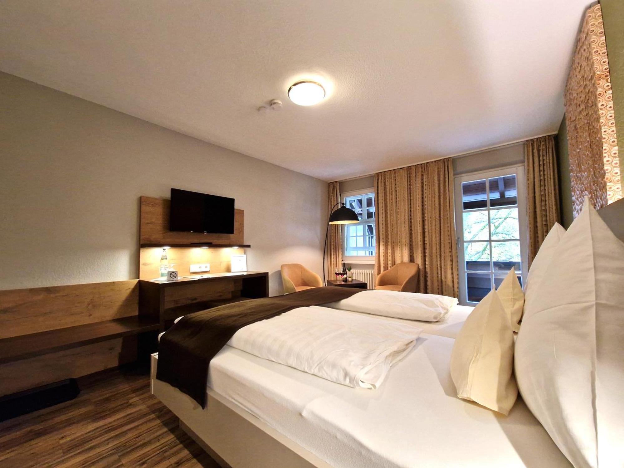 גלוטרטל Hotel-Gasthaus Goldener Engel מראה חיצוני תמונה