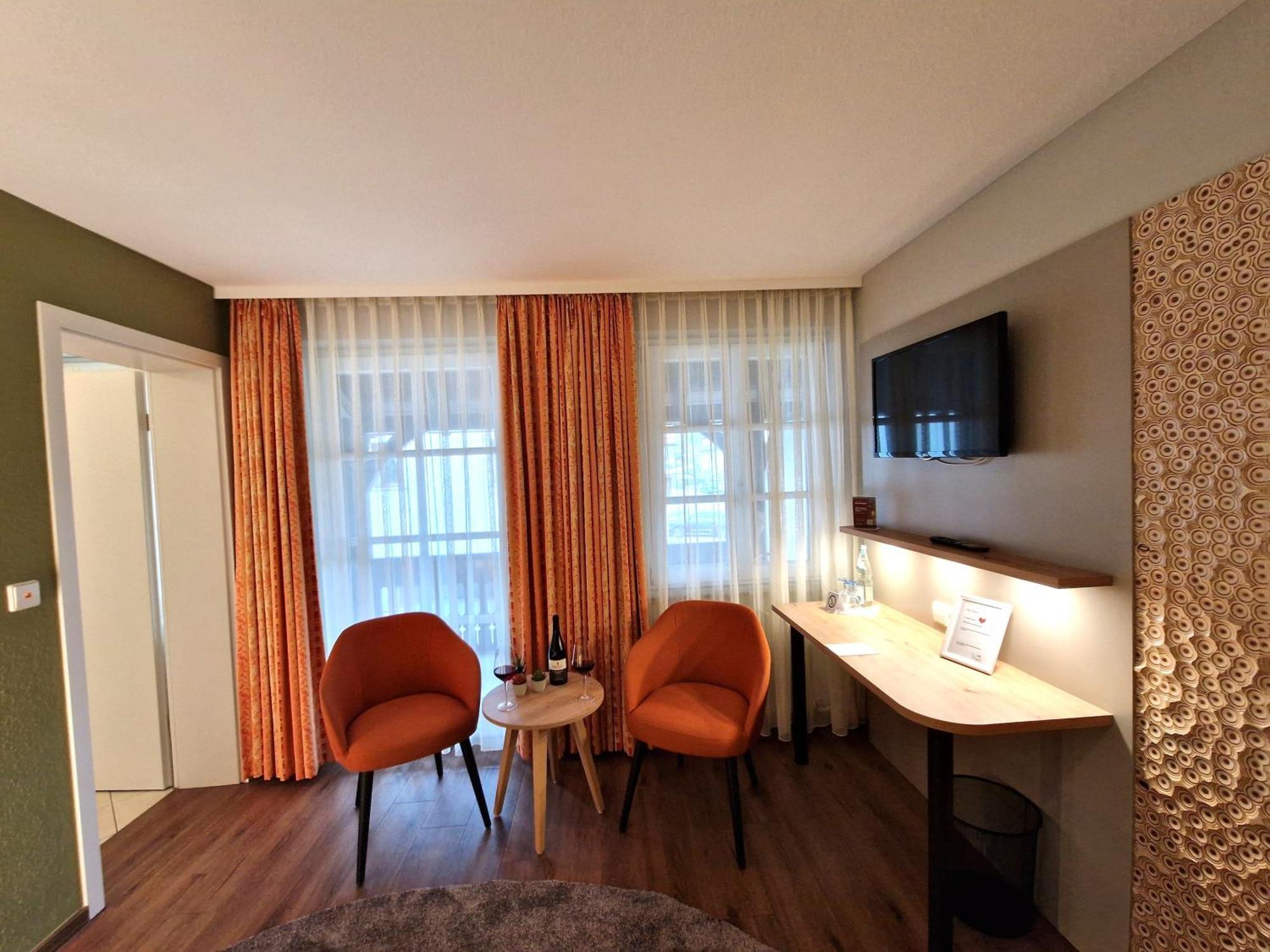 גלוטרטל Hotel-Gasthaus Goldener Engel מראה חיצוני תמונה